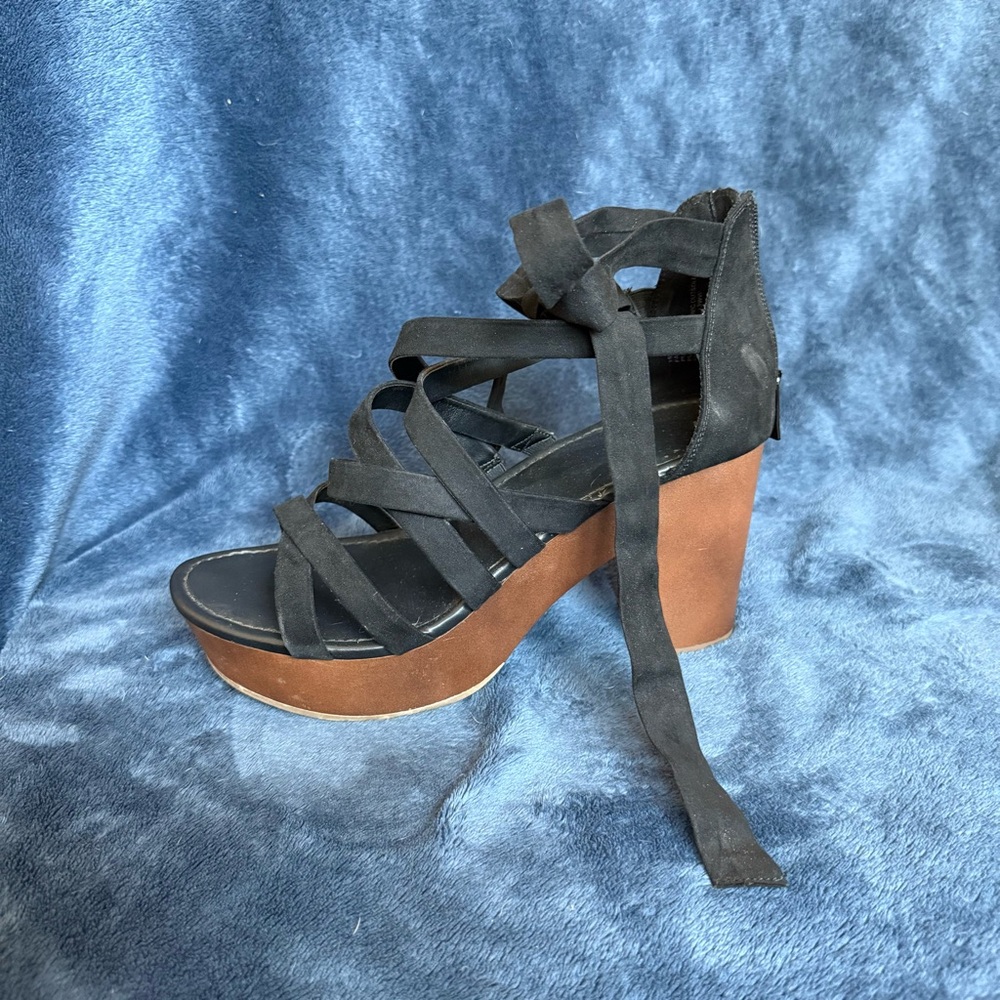 Black and Brown Platform Shoes with Sturdy Sole - Picture 2 of 8